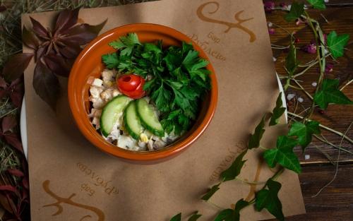 “Stolichniy” salad photo “Stolichniy” salad image