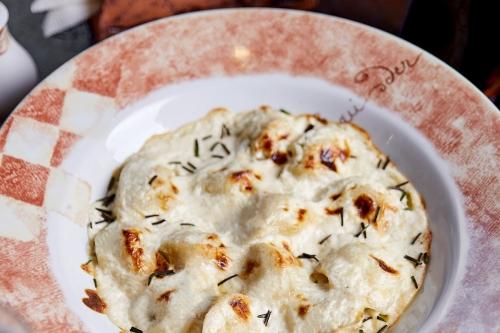 Meat dumplings served photo Meat dumplings served image