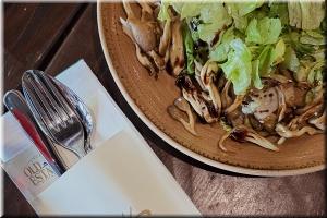 Mixed salad with Grilled Mushrooms photo Mixed salad with Grilled Mushrooms image